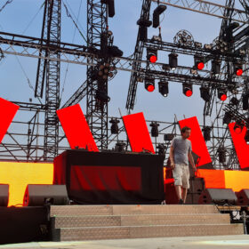 Master Wide_0001s_0026_Layer 127
